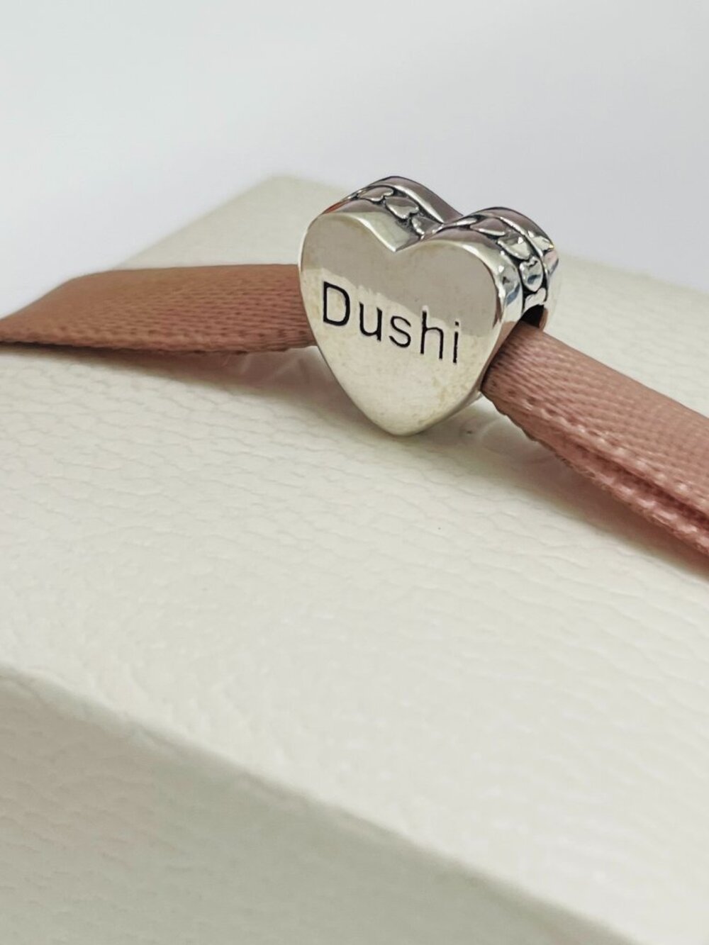 Pandora Curaçao Dushi Heart Charm
